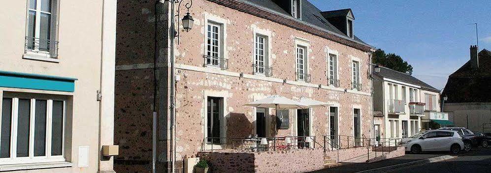 Logis - Auberge De L'Abbaye Thiron-Gardais Exterior photo